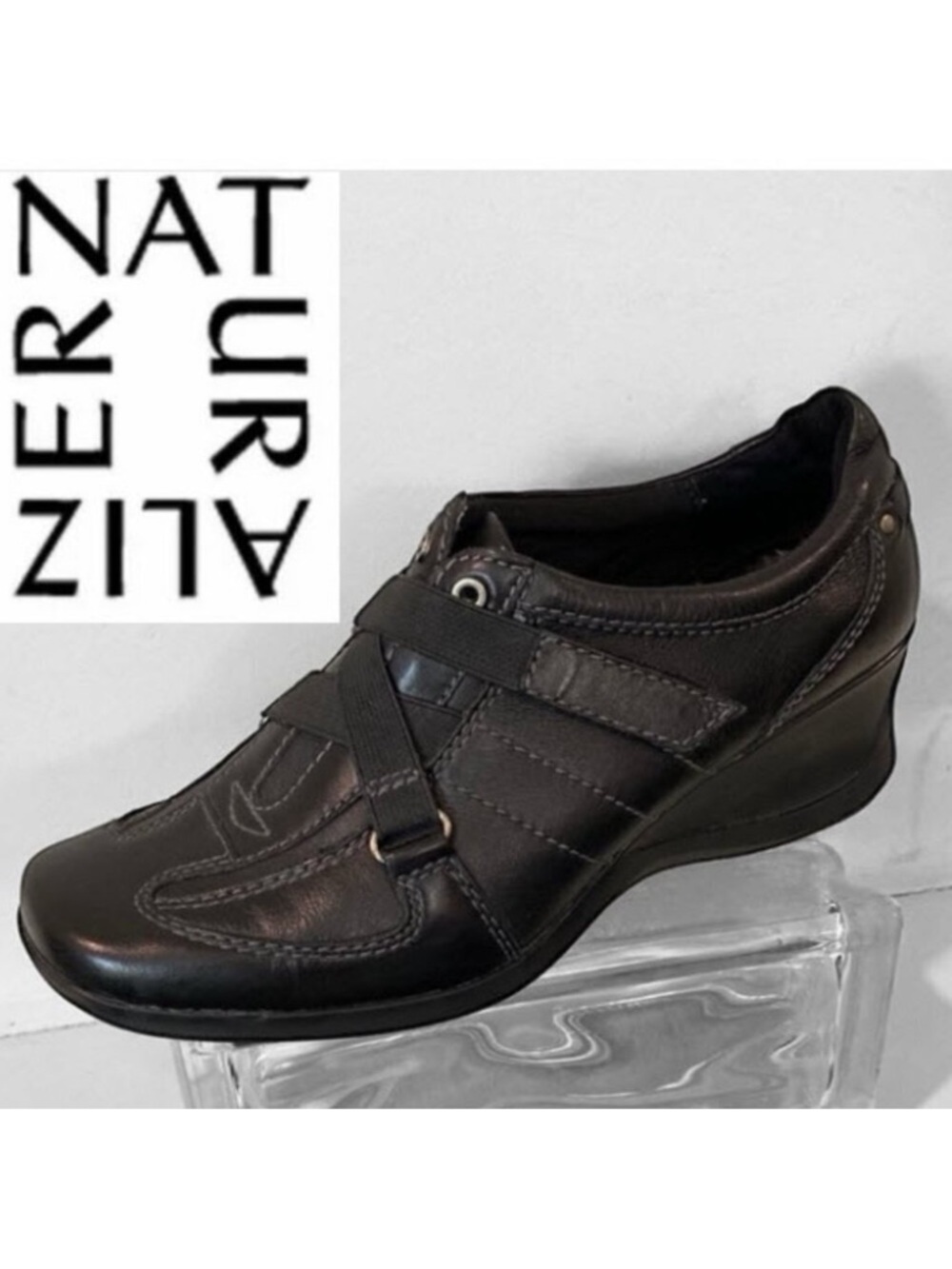 Naturalizer Black Loafers with wedge heel sneakers Size 7